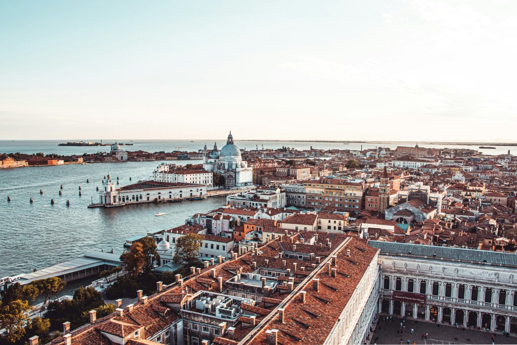 Blick vom Markusturm über Venedig