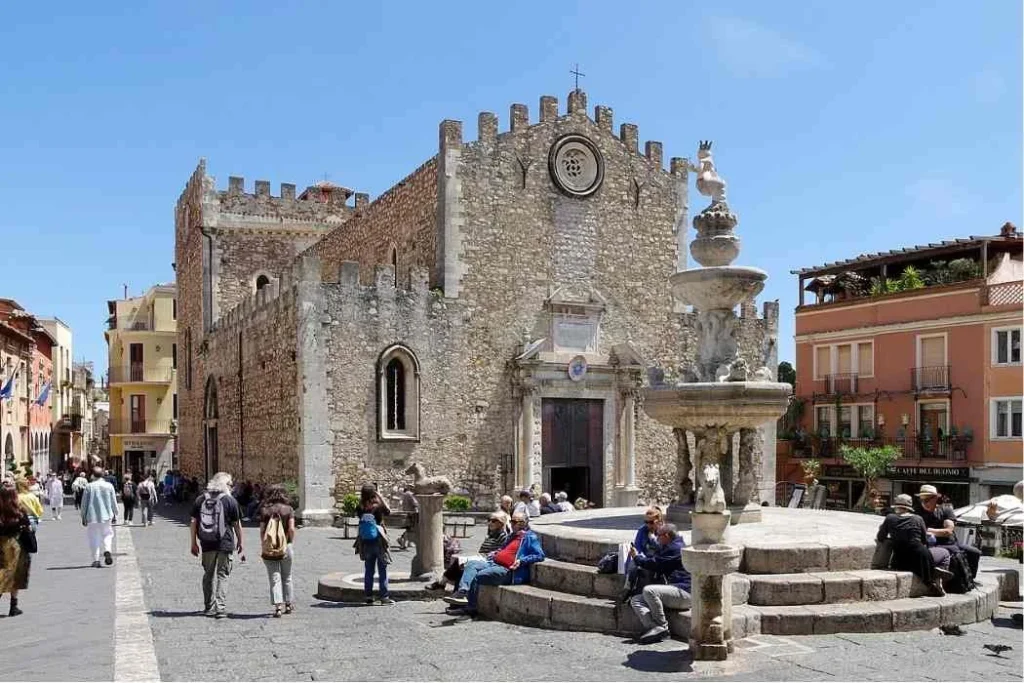 Taormina Sehenswürdigkeiten: Dom