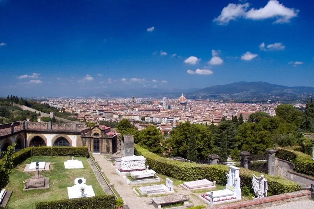 Blick von Friedhof auf Florenz